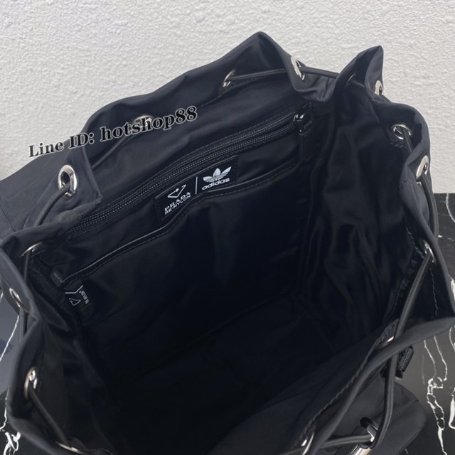 Prada專櫃新款升級版男士背包 2VZ135 普拉達黑色尼龍布雙肩背包 csp1638